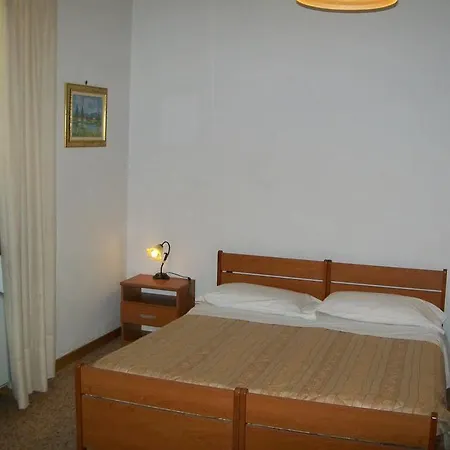 招待所 洛坎达罗通达住宿加早餐旅馆 Montale (Tuscany)